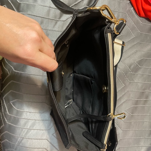 Purses barely used - Picture 4 of 8